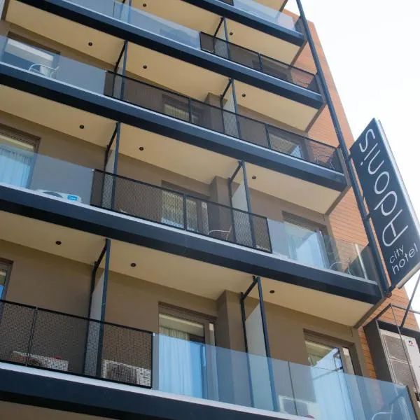 Adonis City Hotel, hotel v destinaci Patra