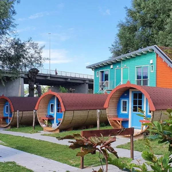 Camping Zeeburg Amsterdam, hotel v destinaci Amsterdam