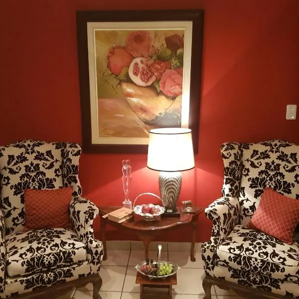 Michael-Angelo guest house, hotel in Potchefstroom
