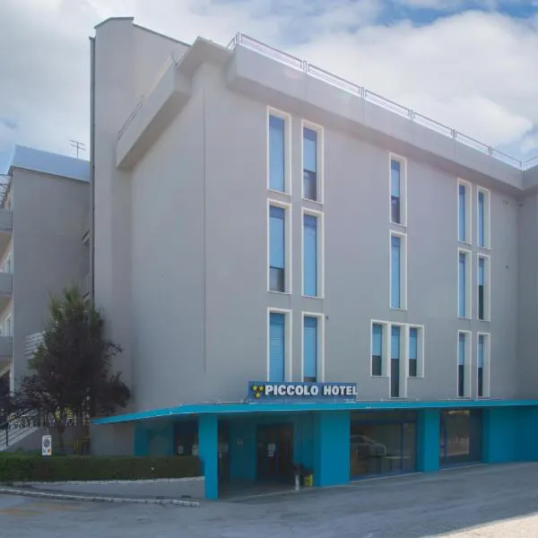 Piccolo Hotel, hotel en Rávena