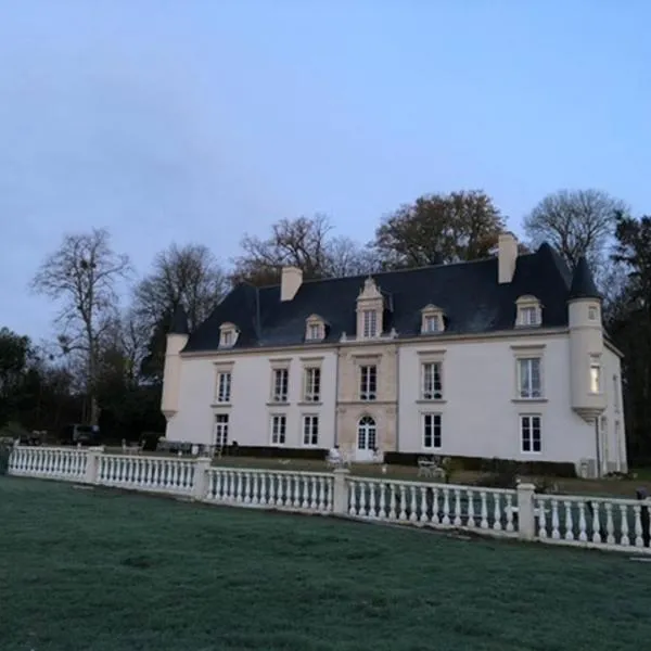 Dangeul에 위치한 호텔 Château de Monhoudou