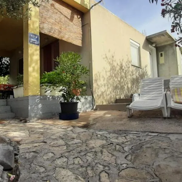Holiday Home Zeljana, hotel v destinaci Kaprije