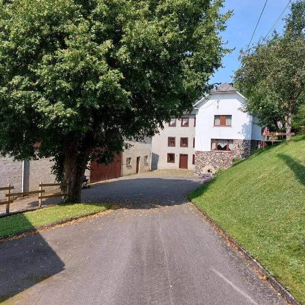 Saint-Vith में, होटल Ferienwohnung Setzer Mühle