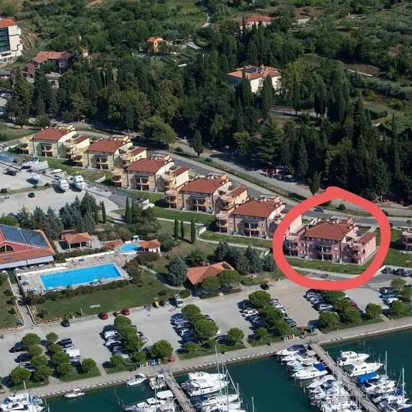 Apartment Residence Marina Portorož LEVANT 203&202, hotel in Portorož