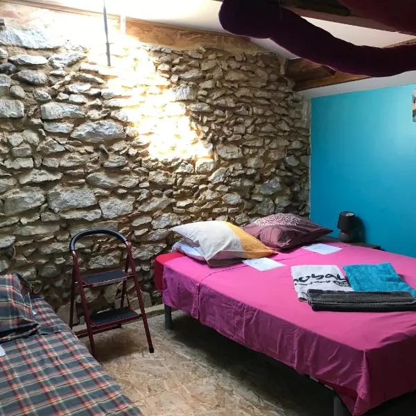 Chambres chez l'habitant Bambou et Musique cuisine et sdb partagées: Audignon şehrinde bir otel