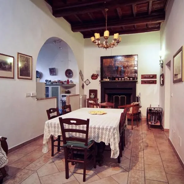 Palazzo Falzacappa: Canino'da bir otel