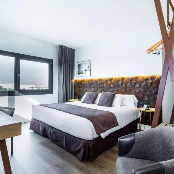 Tryp Barcelona Aeropuerto Hotel - photo 3