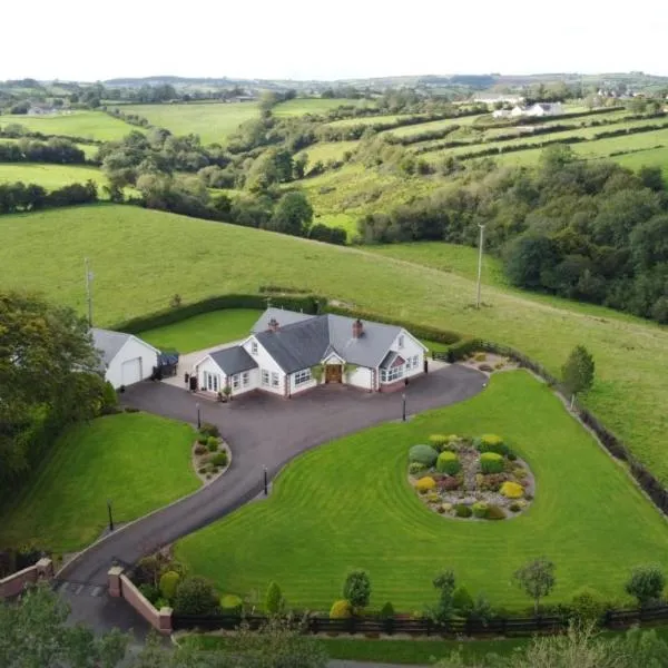 Tranquil Modern Countryside Bungalow, hotel em Dungannon