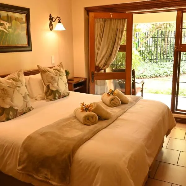 LUXURY EN-SUITE KING ROOM @ 4 STAR GUEST HOUSE, hotel a Middelburg