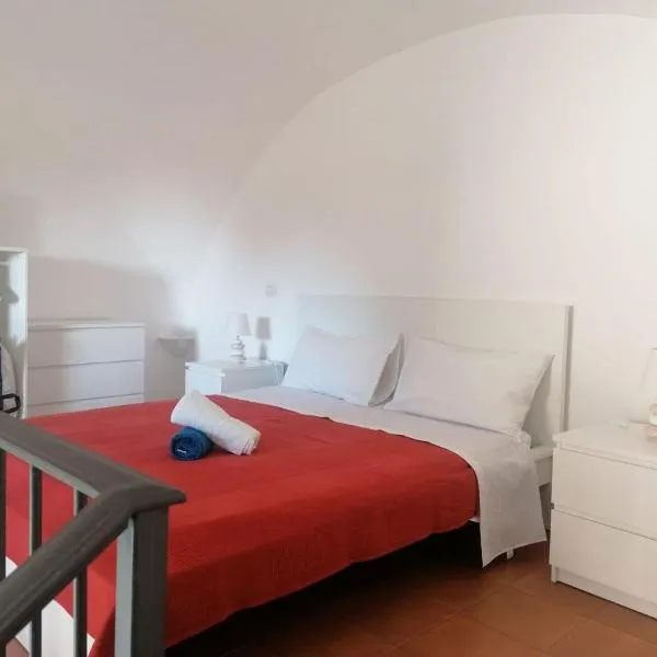 Casetta Russo, hotel in Meta