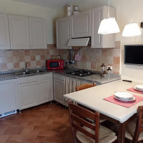 Agula Relais appartamento, hotel in Pugnano