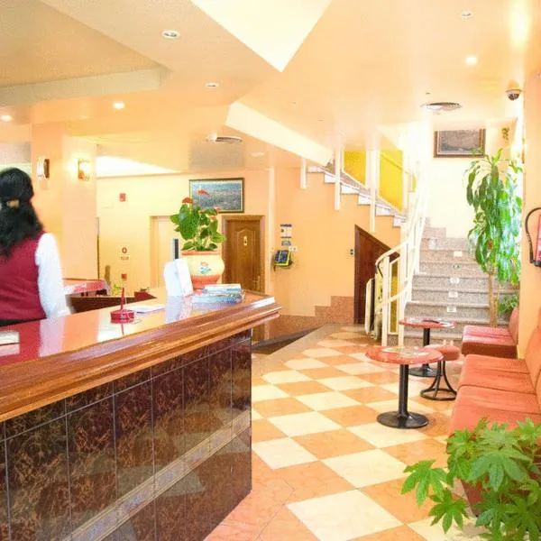 Hotel Can-Vic, hotel in Yunquera de Henares