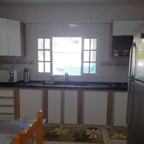Casa Ampla e Confortável a 10 minutos Praia Ubatumirim Cambuca - Foto 4
