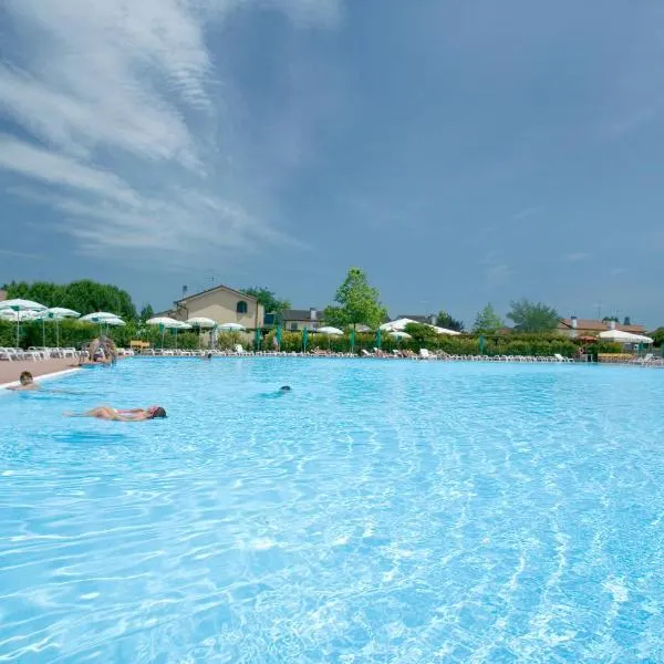 Villaggio Teodorico، فندق في بونتا مارينا