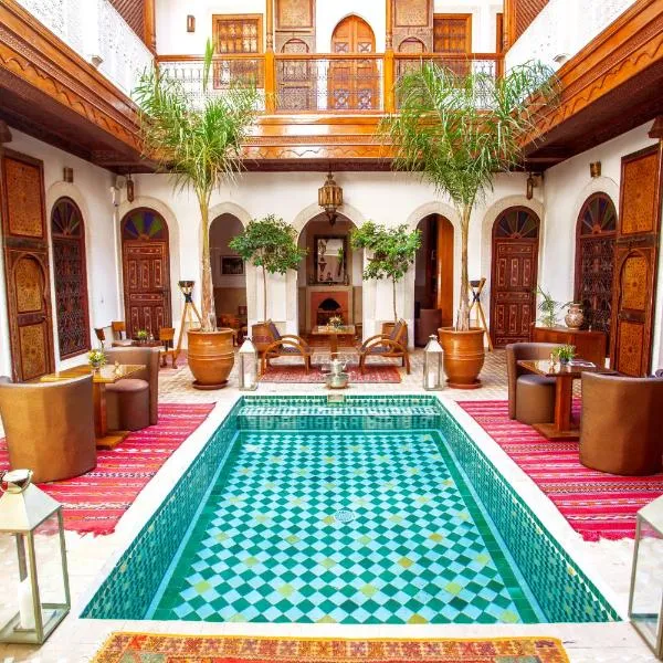 Riad Melhoun & Spa โรงแรมในGzoula