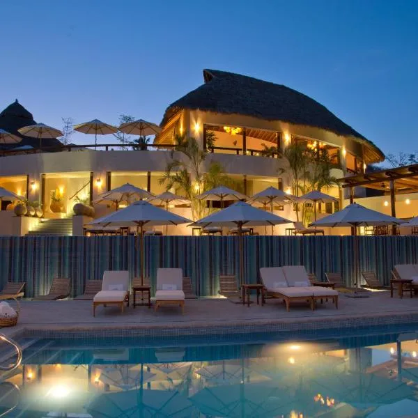 Grand Matlali Suites & Villas Riviera Nayarit, hotel v destinaci Cruz de Huanacaxtle