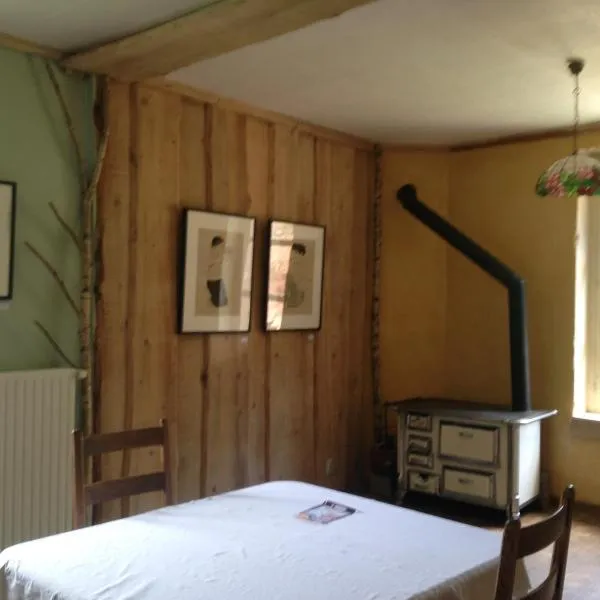 A l'orée de soi - Maison forestière de la Soie - Eco gîte, chambres d'hôtes, camping au pied des Vosges, hotel en Bertrambois