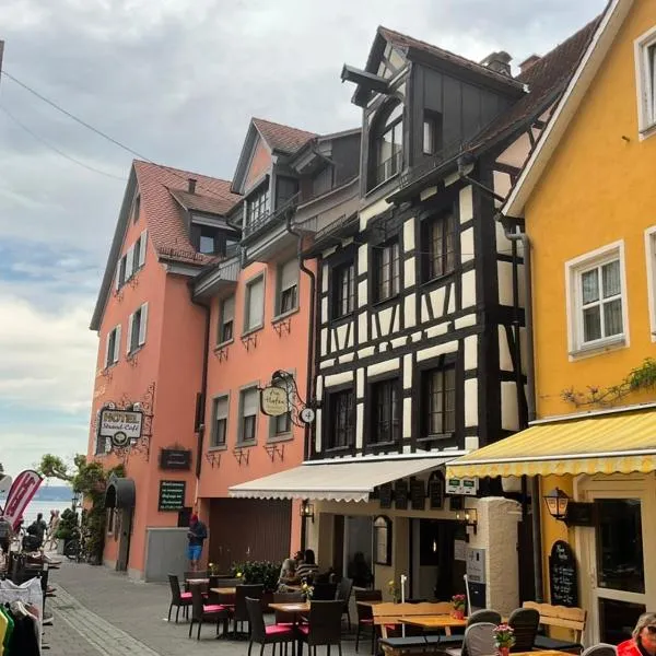 Gästehaus AM HAFEN, hotel v destinaci Meersburg