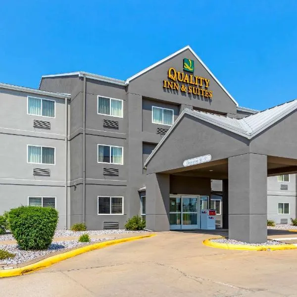 Quality Inn & Suites Keokuk North, hotel in Nauvoo