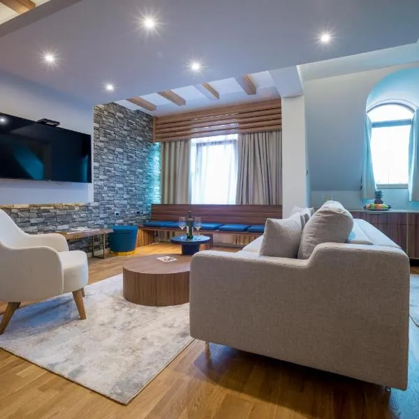 Ski Hotel, hotel na Žabljaku