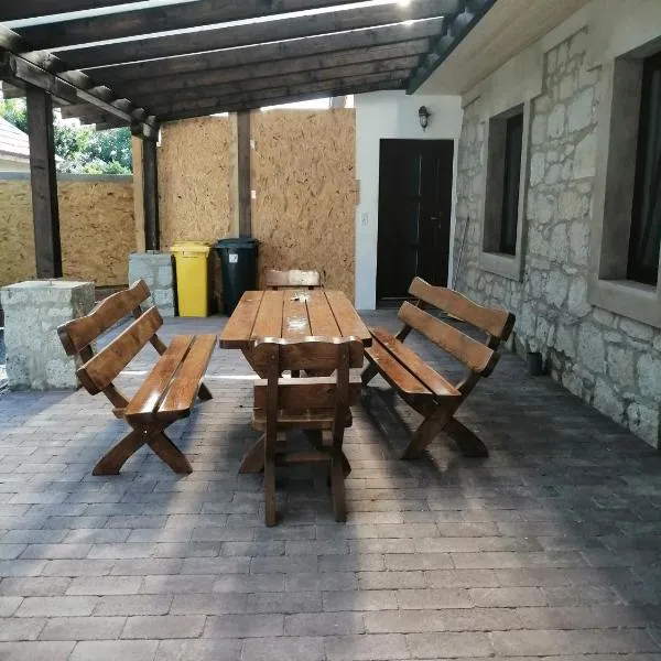 Cinege Vendégház, hotel v destinácii Tolcsva