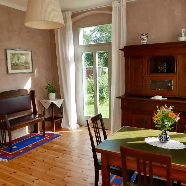 Ferienwohnung ANDERE ZEITEN, hotel v destinaci Frankenberg