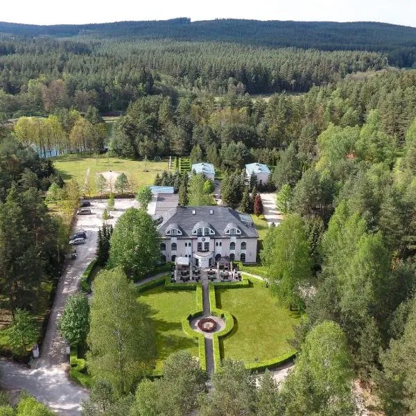 Lesní Hotel Peršlák, hotel v Chlume u Třeboně