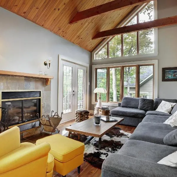 Chalets Alpins - 56 Chemin des Skieurs, hotel v destinaci Stoneham