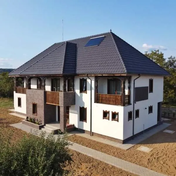 Pensiunea Casa Doamnei, hotel en Cehu Silvaniei