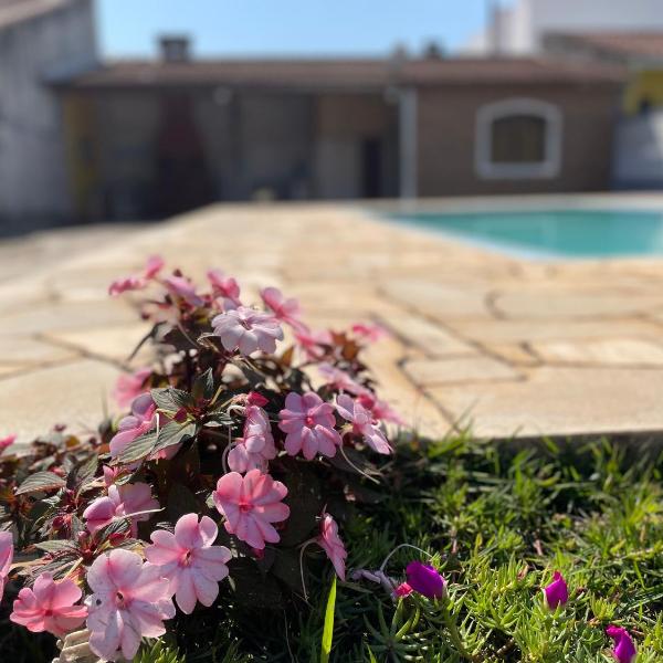 Casa com Piscina e Churrasqueira no Condomínio Morada da Praia Boracéia Bertioga