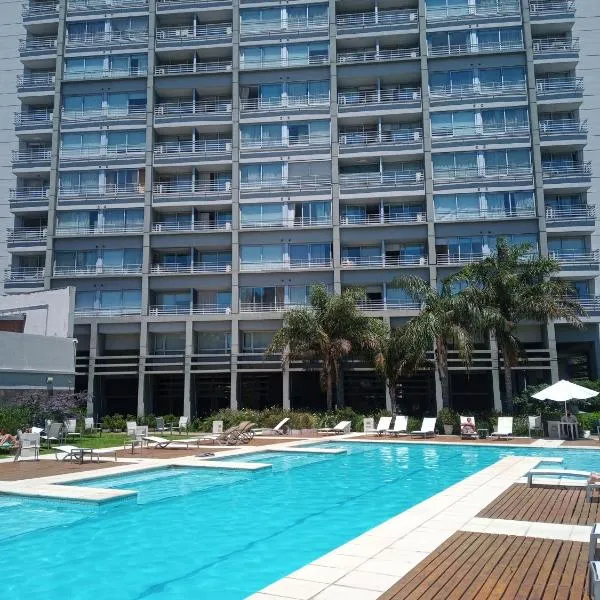 Quartier San Telmo Luxury Pool Gym & Spa, piscina climatizada, hotel v Buenos Aires