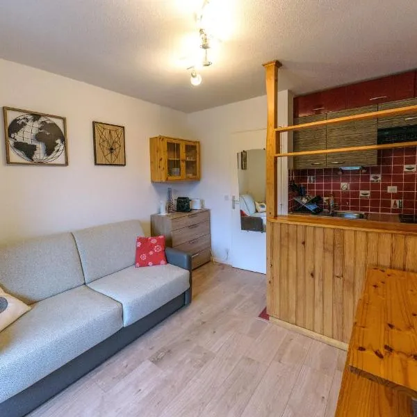 Studio chaleureux et ensoleillé !, hotel em Allos