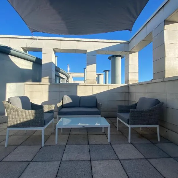 Il Terrazzino near Fiera with Parking, ξενοδοχείο σε Pero