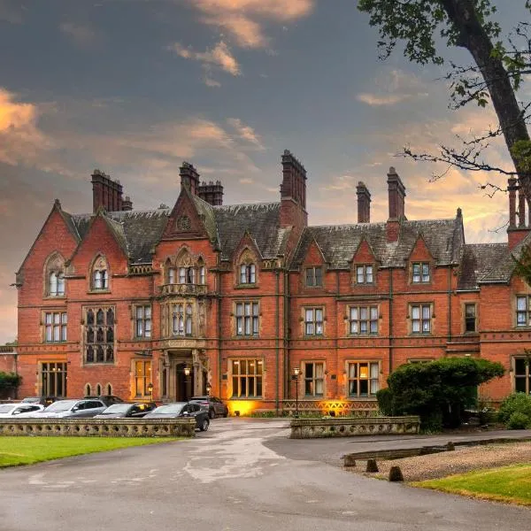 워릭에 위치한 호텔 Wroxall Abbey Hotel
