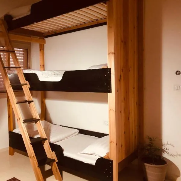 לינה למטייל, hotel v destinaci Ma'ale Gamla