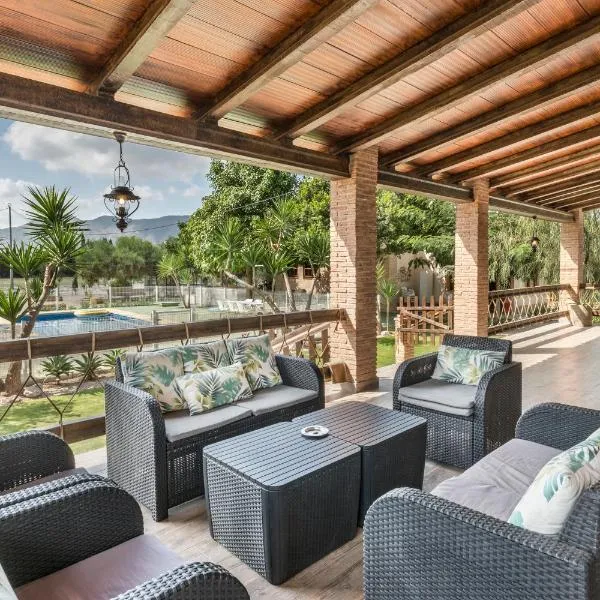 VILLA FINA (piscina/wifi/barbacoa/parking), хотел в Мурсия