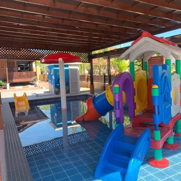 D'Razna Chalet Pantai Seberang Takir, hotel v destinaci Kuala Terengganu