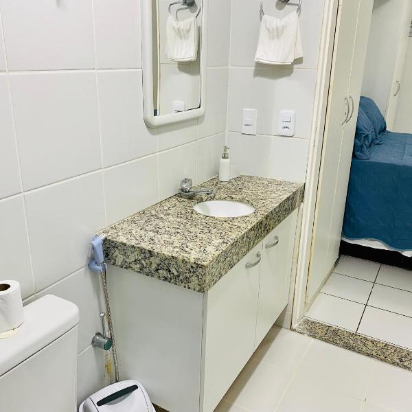 Quarto e sala com piscina próximo à praia - Foto 3