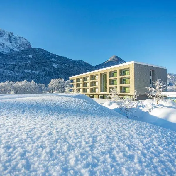 Dolomitengolf Suites, hotel in Lavant
