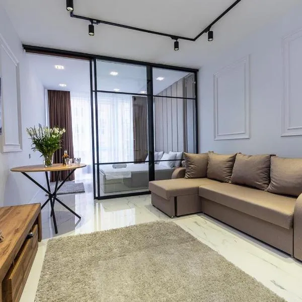 Fashionable apartments. Smartplaza metro Minskaya. Obolon, hotel a Kiev