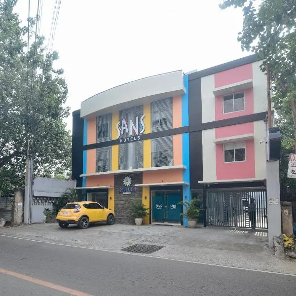 Sans Hotel at Rana Cebu، فندق في Tangke