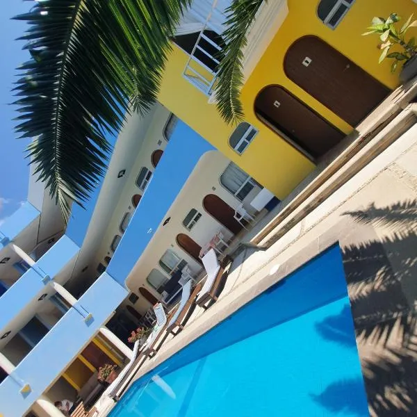 Hotel Kootznoowoo, hótel í Puerto Escondido