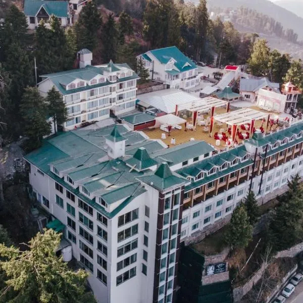 Royal Tulip Luxury Hotel, Kufri, Shimla, hotel v destinácii Mundaghat 