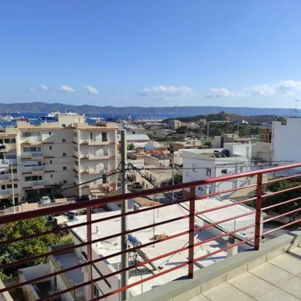 5 Sterne Zeus City Apartment mit Meerblick, hotel in Lávrion