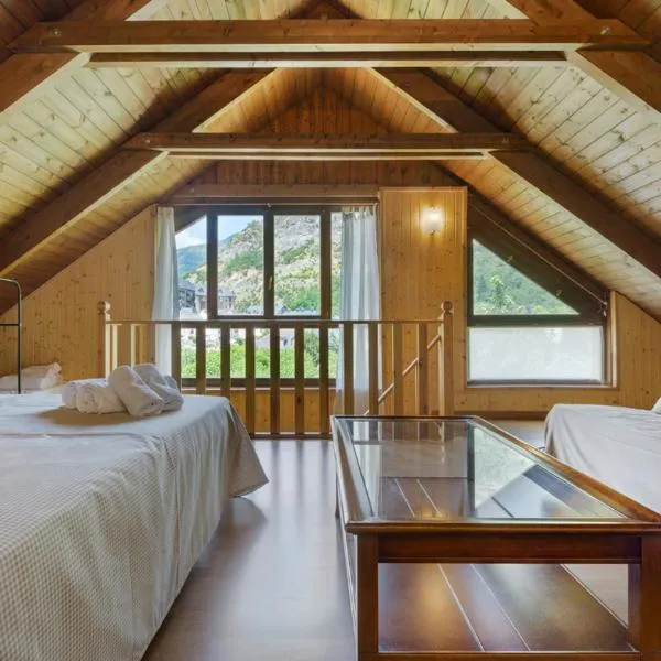 Alojamiento Escarrilla Pirineos, hotel in Escarrilla