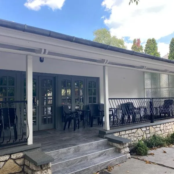 Holiday Apartmanház, hotell sihtkohas Balatonfüred
