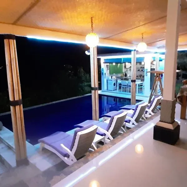 Cantik Villa, hotel in Bubunan