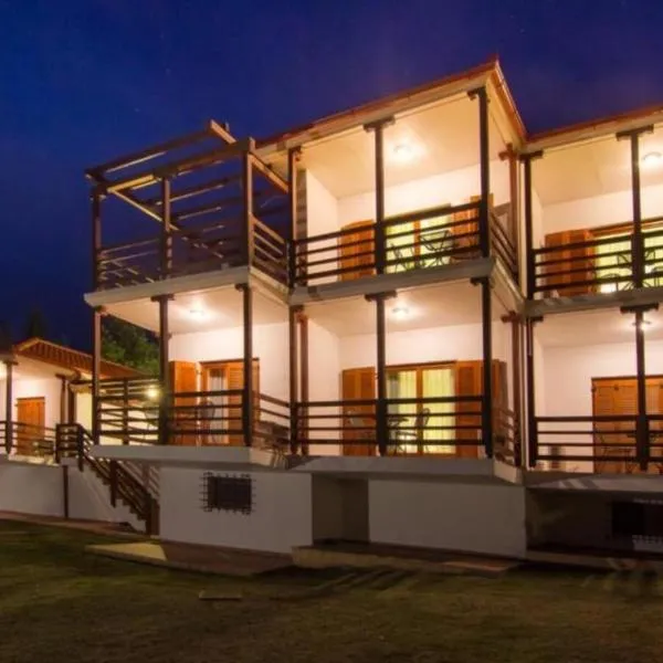 Roxani Country House Resort, hotel sa Maroneia