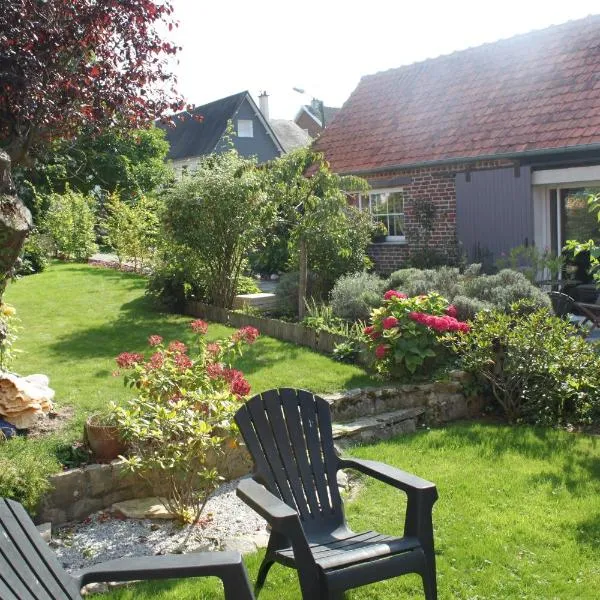 Chambres d'hôtes L'Aubaine avec jacuzzi, hotel en Grand Rullecourt