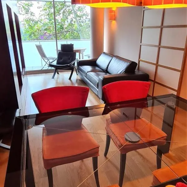 Avenida Diagonal distrito tecnológico 22 arroba - Angeles Terraza, отель в Барселоне